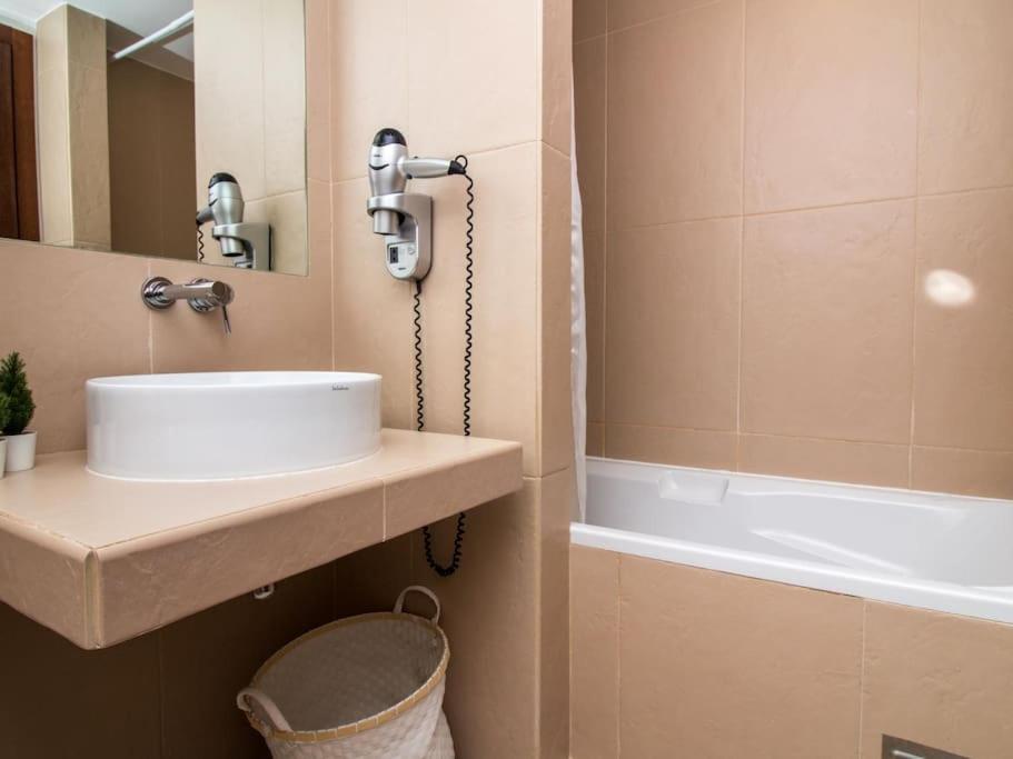 Anchor Apartment - Herdade Dos Salgados & Luxurious & 7 Pools & Golf アルブフェイラ エクステリア 写真